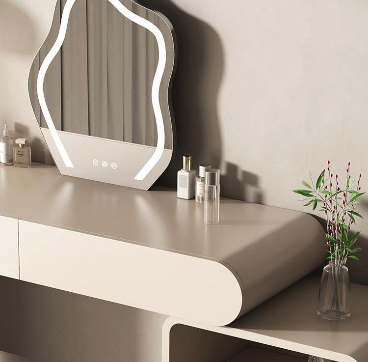 Cloud-shaped three-colour dimmable touch mirror on the vanity desk