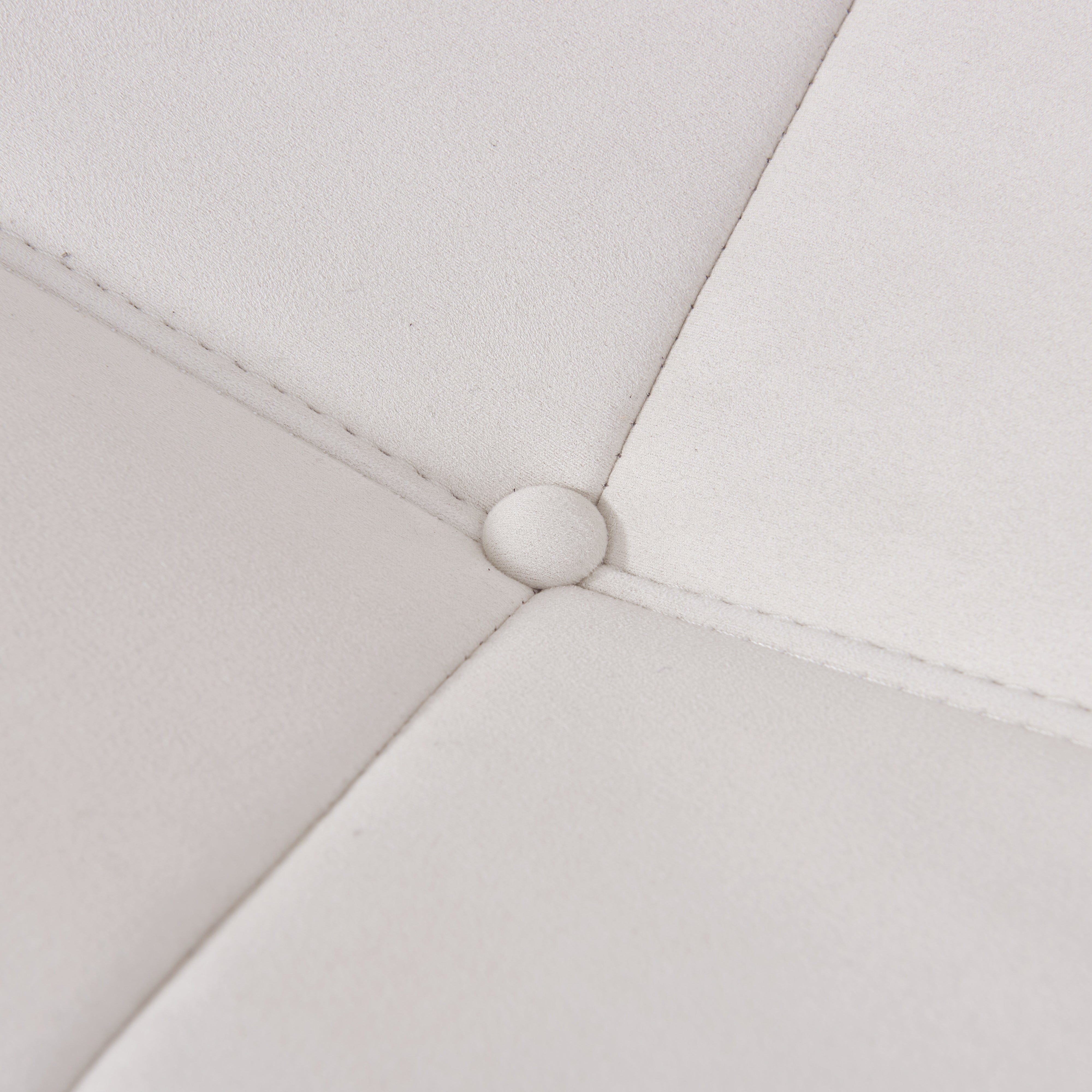 Close-up of the matte cloth fabric with button details for TOGO Lounger
