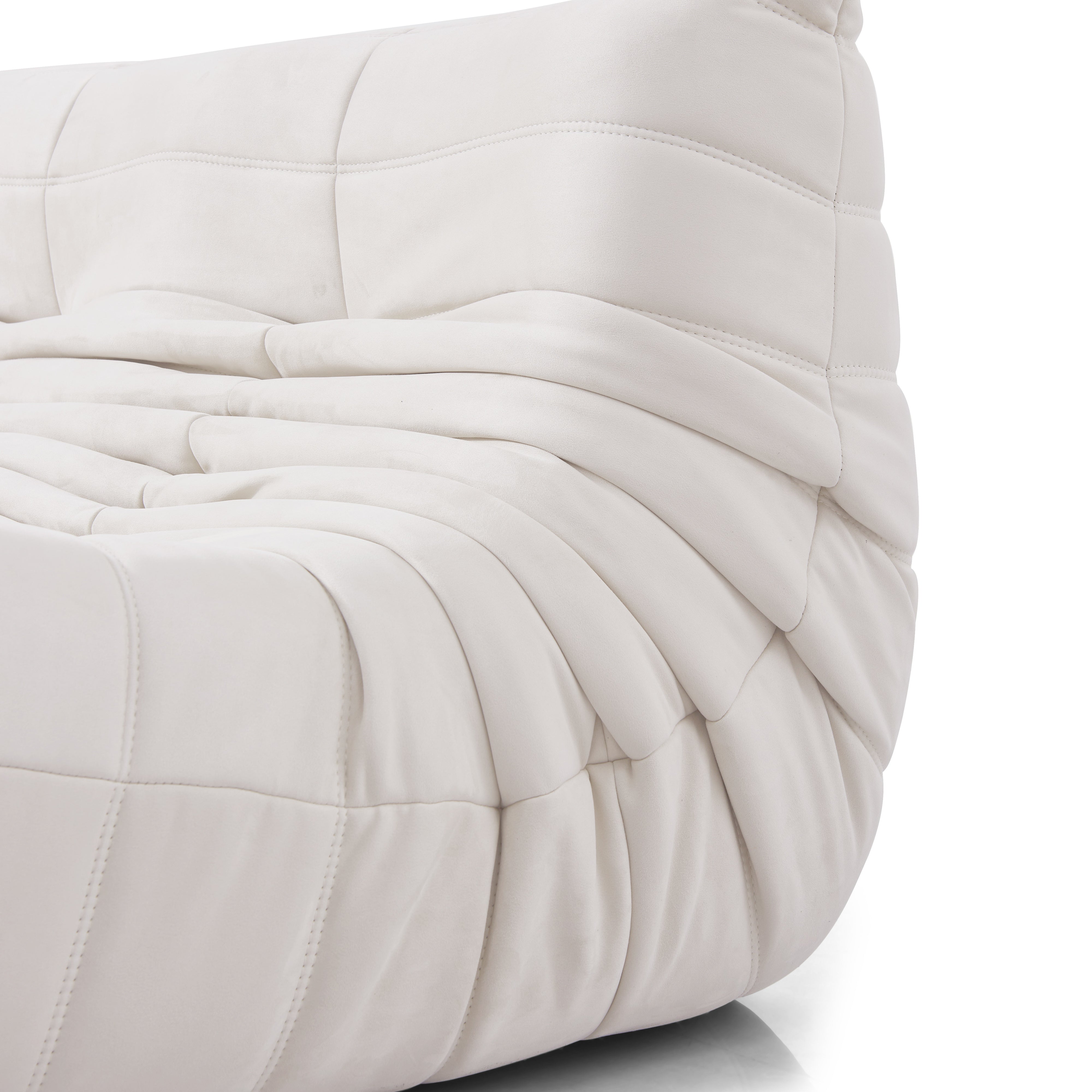 Close-up of the TOGO Lounger on a white background
